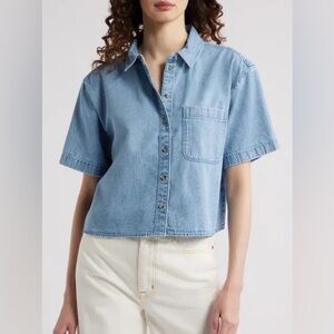 Velvet Heart Light Blue short sleeve Button-Down Shirt